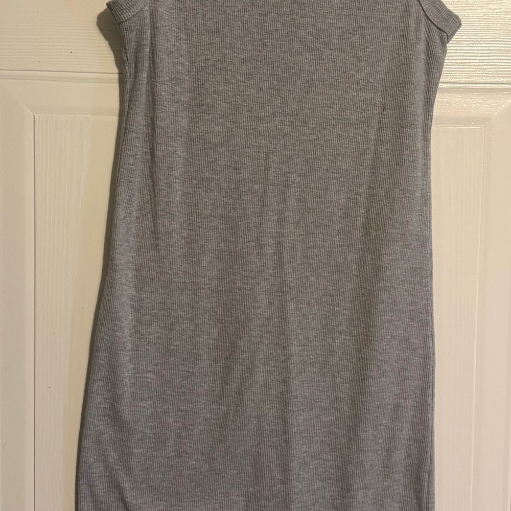 Rue21 Light Gray Ribbed Top
